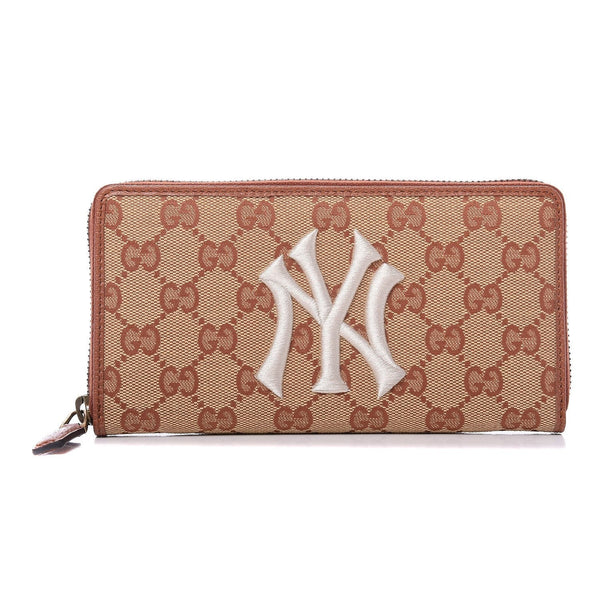 GUCCI Zip Around NY New York Yankees Patch Guccissima Wallet Blue - La