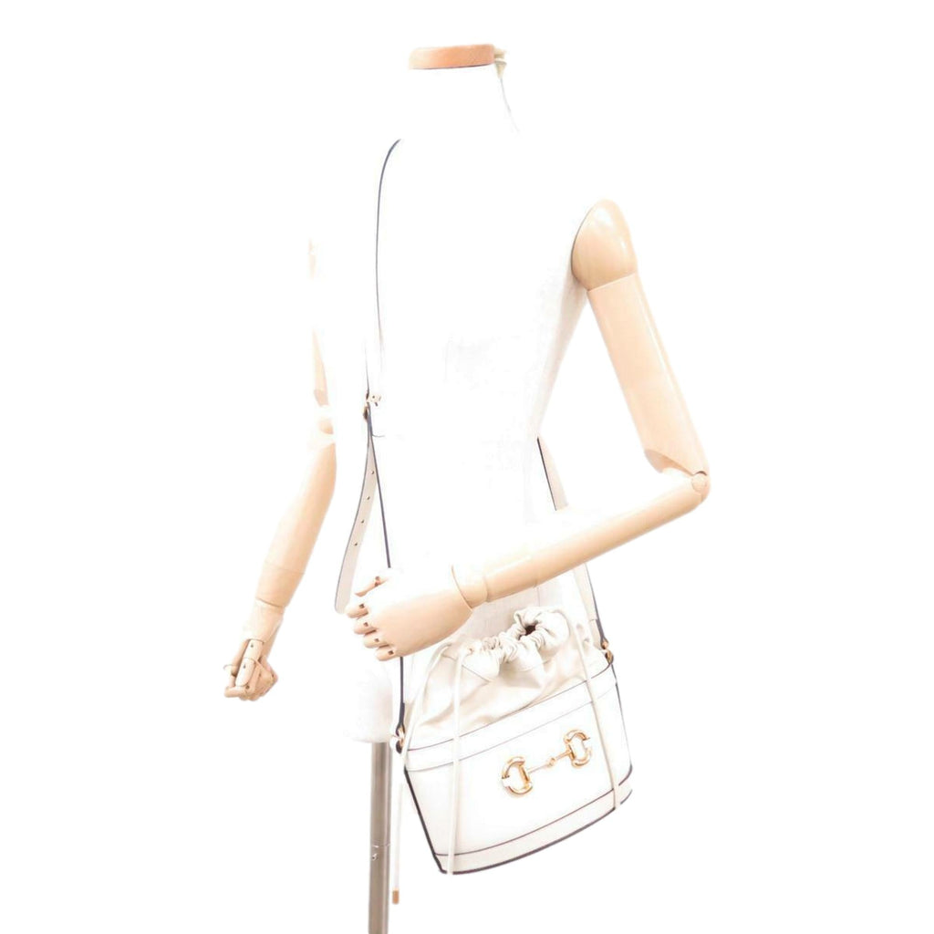 Gucci 1955 Horsebit White Leather Bucket Bag – Queen Bee of Beverly Hills