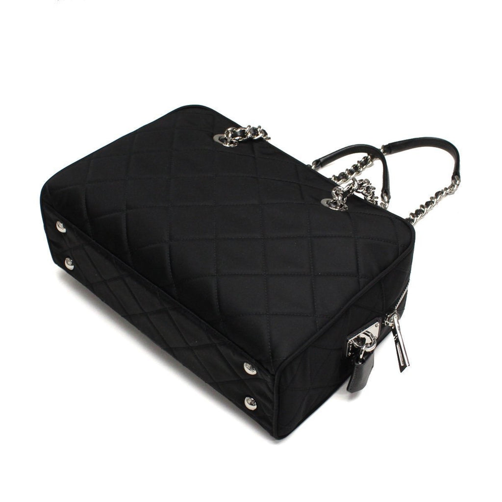 Prada Quilted Tessuto Nylon Chain Black Tote Shoulder Bag – Queen Bee of  Beverly Hills