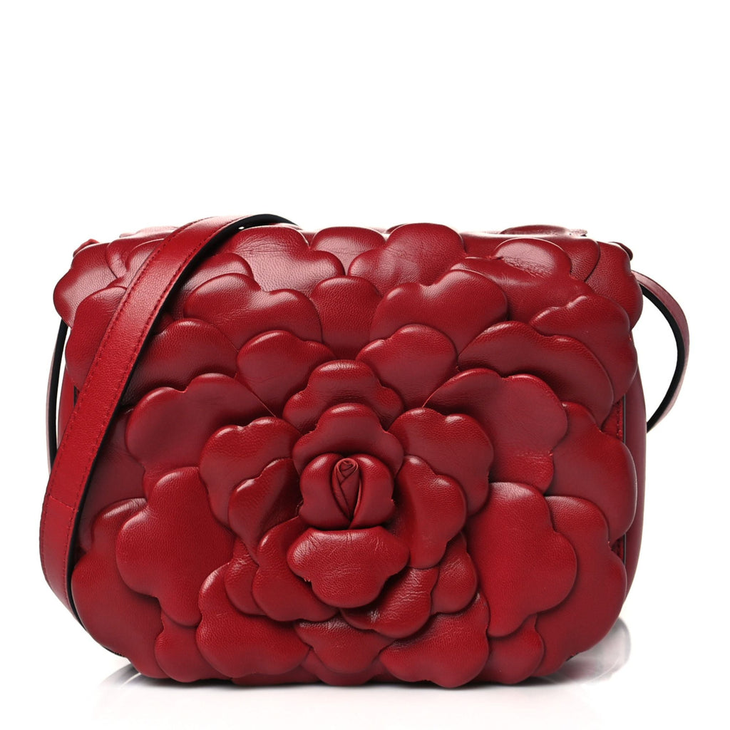 Valentino Garavani Atelier Bag 03 Oro Rose Edition Red Leather Crossbo –  Queen Bee of Beverly Hills
